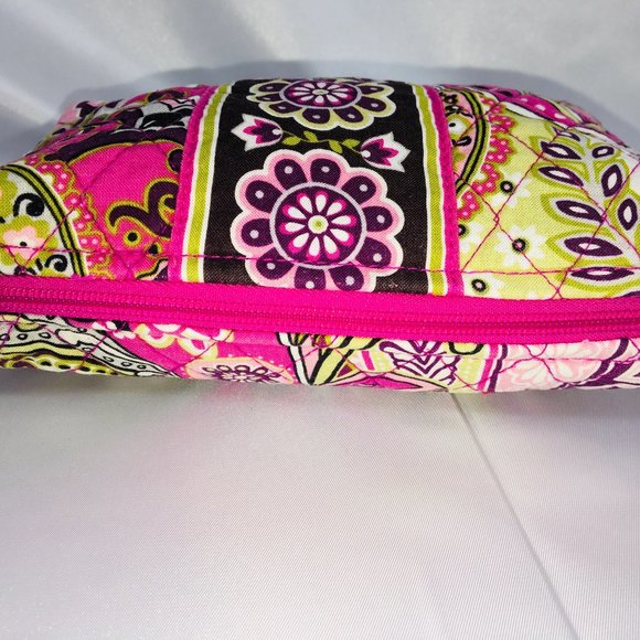 Vera Bradley - Makeup Bag - Picture 6 of 8